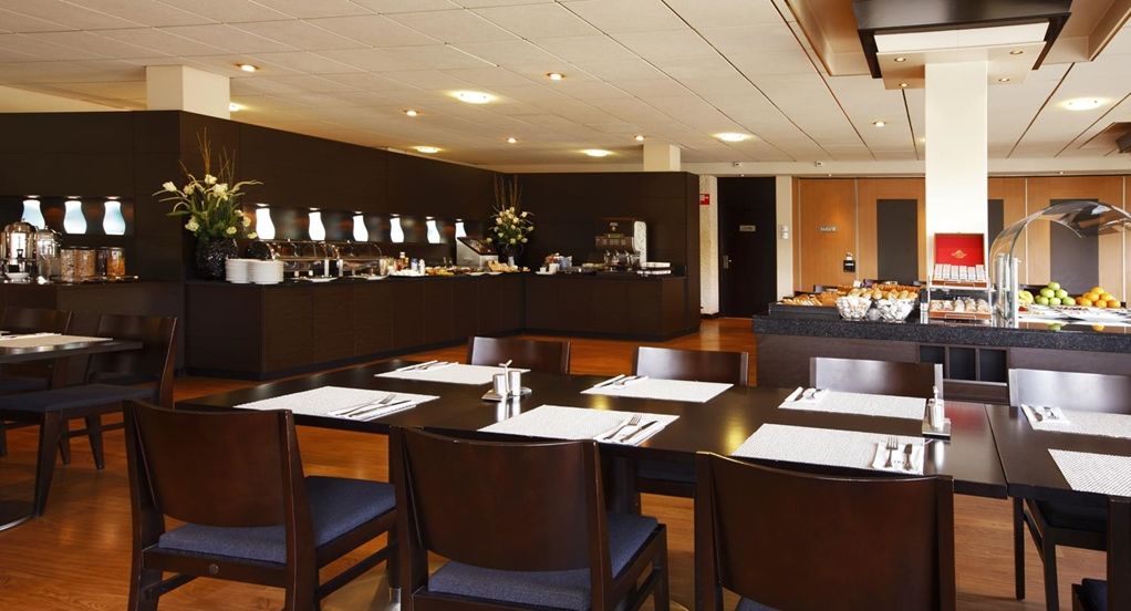 Nh Best Hotel Restauracja zdjęcie